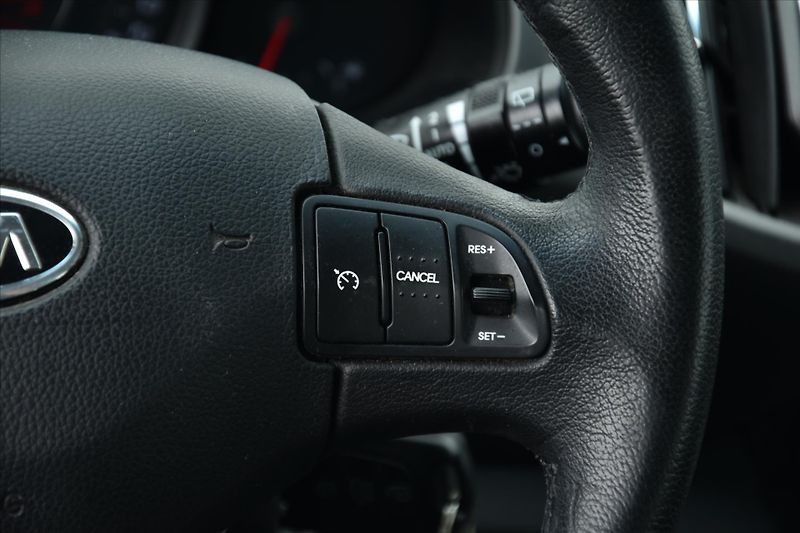 Kia Sportage 2.0 CRDI 135kW 4WD ČR - fotka 16 z 25