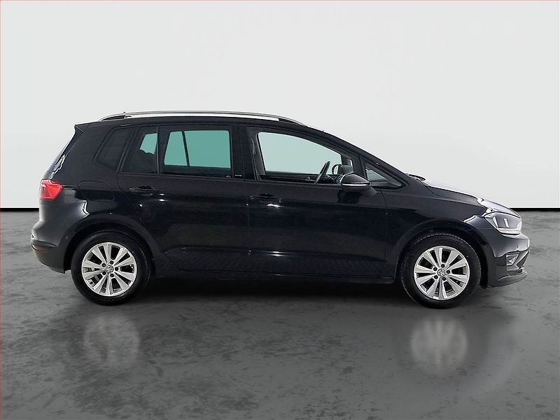 Volkswagen Golf Sportsvan (2016) 1.2 TSI, Tempomat - fotka 6 z 19
