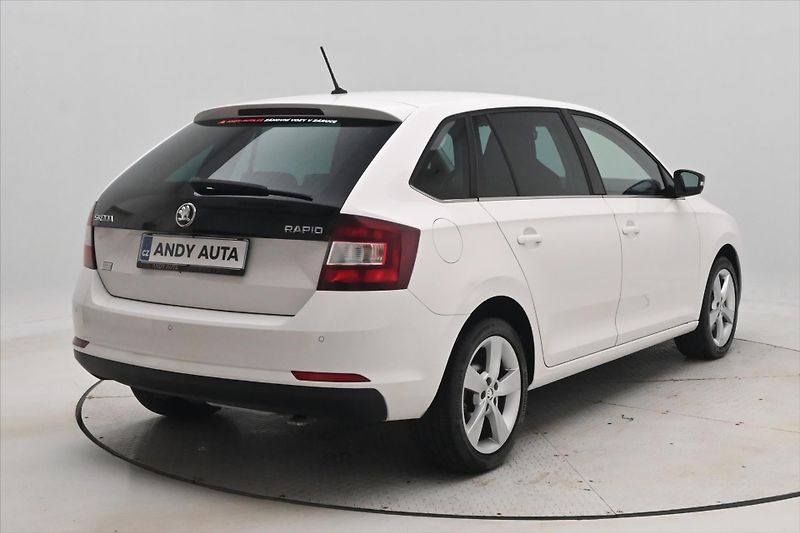 Škoda Rapid 1,6 TDI 85kW Style Záruka až 5 - fotka 5 z 29