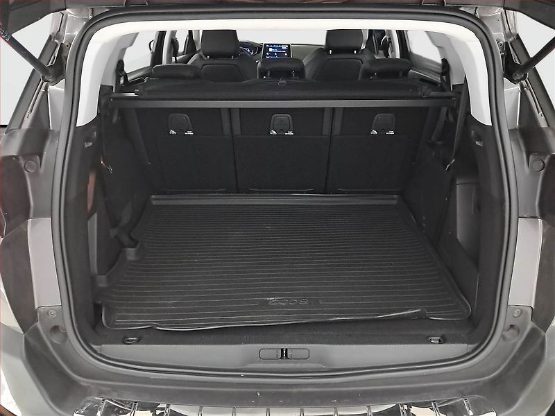 Peugeot 5008 (2020) PureTech 130, 7 míst, ČR,1.maj - fotka 14 z 20