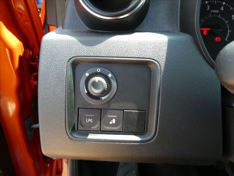 Dacia Duster 1,0 TCe 67kW LPG ČR Expression - fotka 33 z 43
