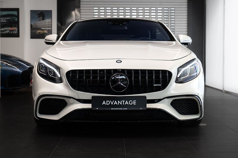 Mercedes-Benz Třídy S 500 Coupé 4MATIC - fotka 2 z 25
