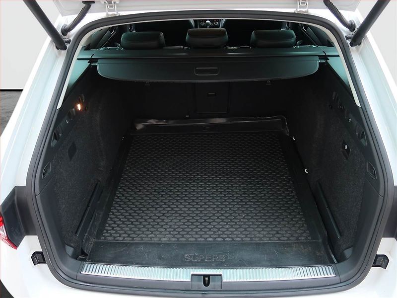 Škoda Superb (2016) Style 2.0 TDI, 4X4, Automat - fotka 14 z 23