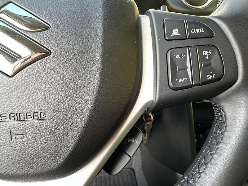 Suzuki Vitara (2022) HYBRID 1.4/95kW *4x2* ČR  - fotka 12 z 39