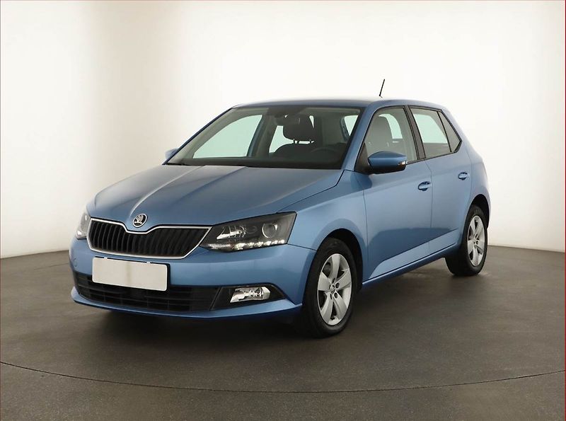 Škoda Fabia (2016) 1.2 TSI, Serv.kniha - fotka 2 z 15