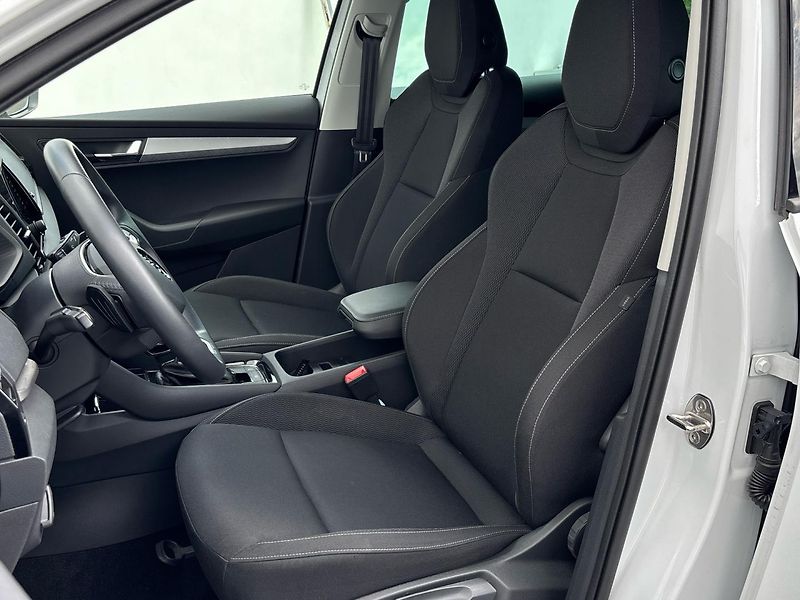 Škoda Karoq DSG SELECTION - fotka 7 z 26