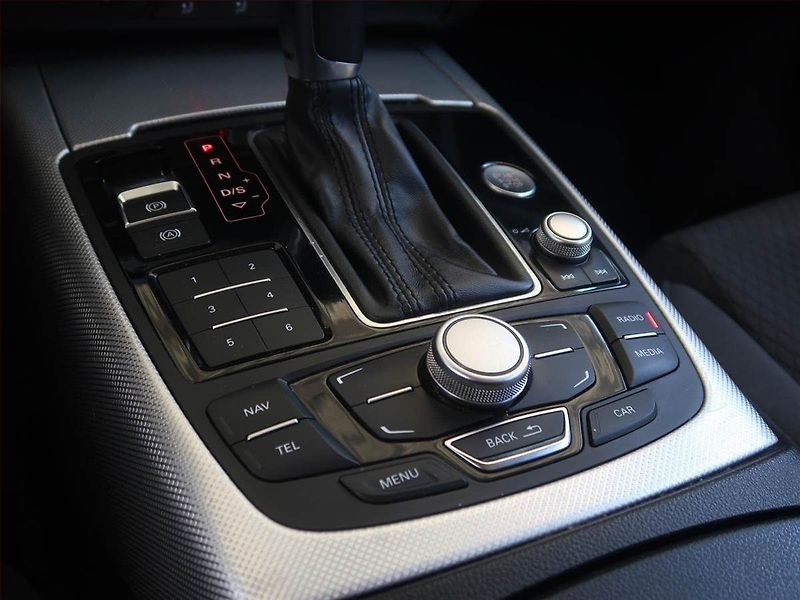 Audi A6 (2014) 2.0 TDI, Automat, Serv.kniha - fotka 13 z 14