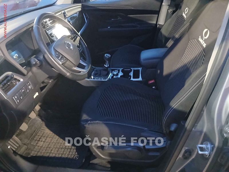 SsangYong Korando (2023) 1.5T-GDi 4x4, 1.maj,ČR, LED - fotka 3 z 3