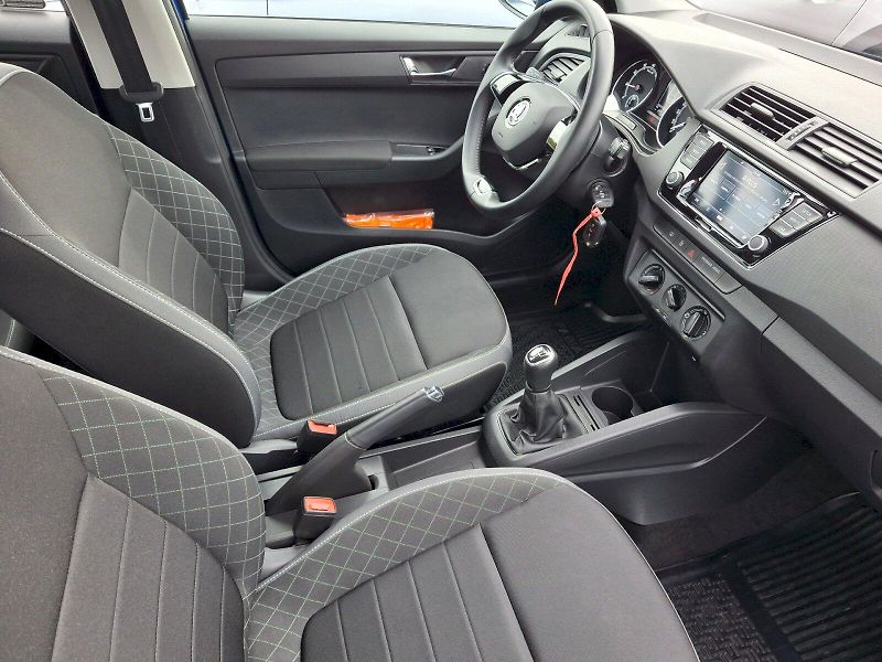Škoda Fabia (2022) Combi Ambition 1,0TSi 70kW - fotka 13 z 27