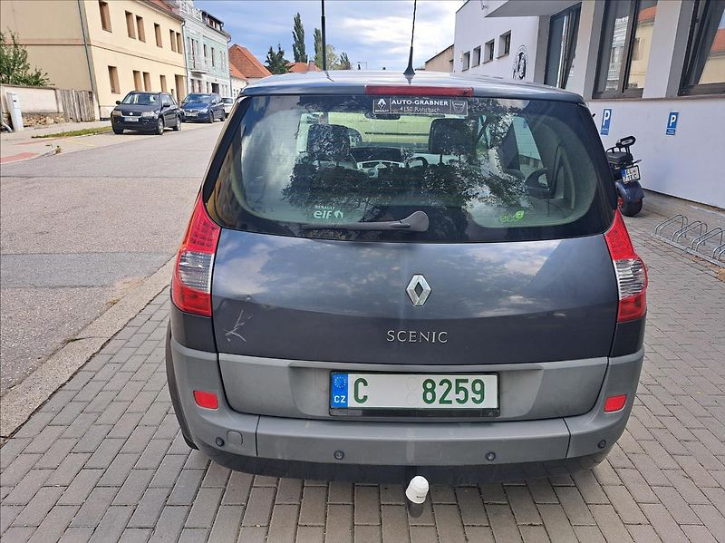 Renault Scénic 1,5 dCi - fotka 8 z 35