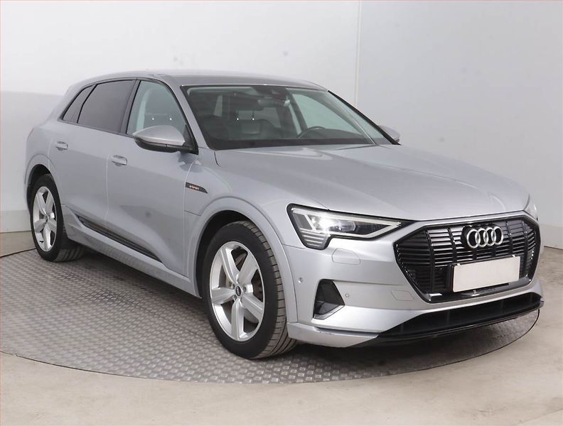 Audi e-tron (2021) 50 quattro, SoH 92% - fotografie inzerátu