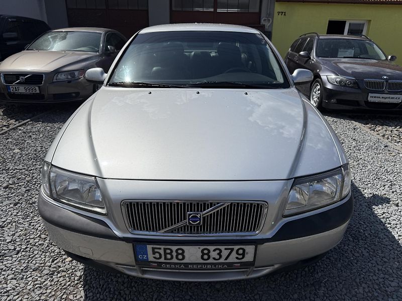 Volvo S80 2.4T ZACHOVALY SERVISOVANY VUZ - fotka 7 z 12