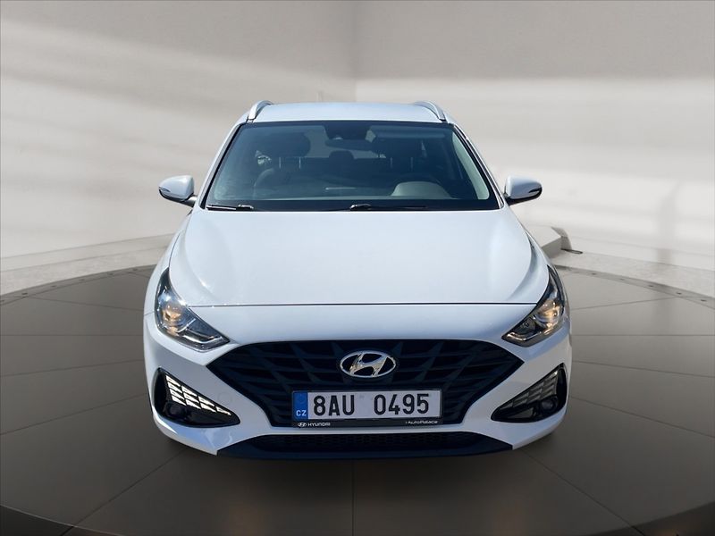 Hyundai i30 1,0 TGDI 120 Comfort - fotka 2 z 11