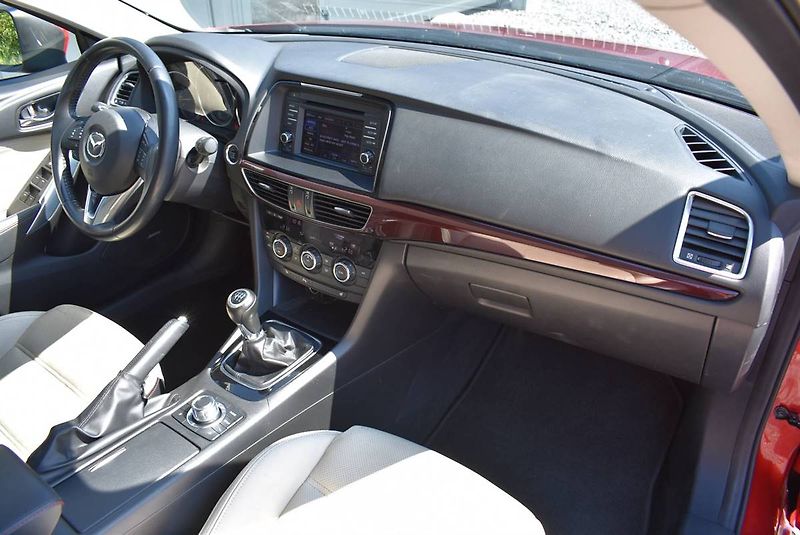 Mazda 6 2,0 G-165 1.M,REVOLUTION+,KŮŽE - fotka 16 z 21