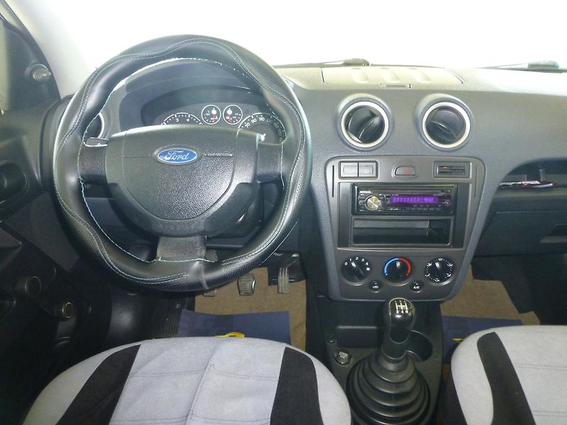 Ford Fusion (2007) 1,4i**KLIMATIZACE*** - fotka 12 z 20