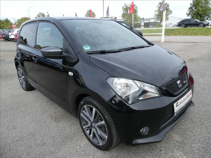 Seat Mii 1,0 MPi 55kW FR line 1.MAJITEL - fotka 1 z 38