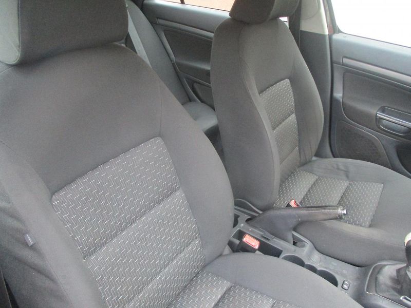 Škoda Octavia 1.4 TSi +sada kol - fotka 18 z 32
