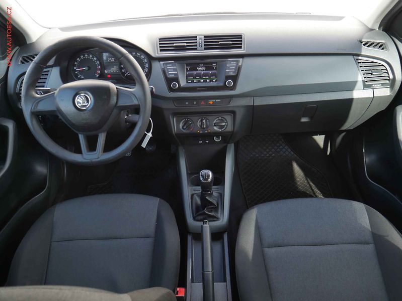 Škoda Fabia (2017) 1.4TDi, AC, park.asist - fotka 8 z 16