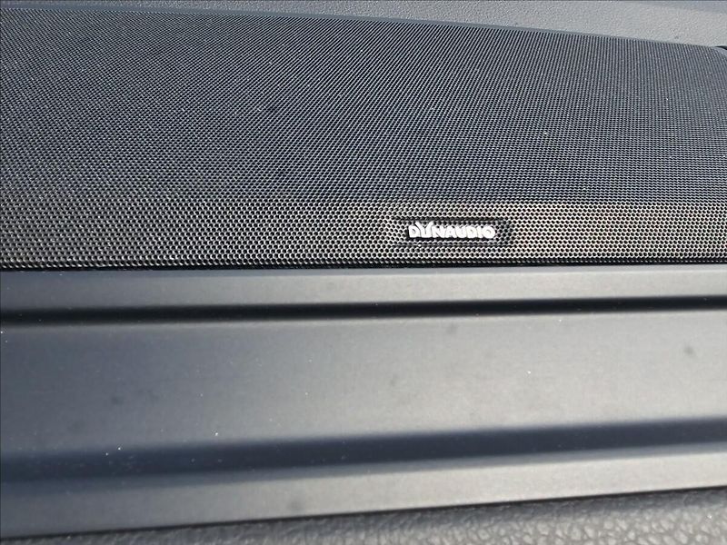 Volkswagen Multivan 2,0TDi 110KW 4X4 Highline - fotka 18 z 39