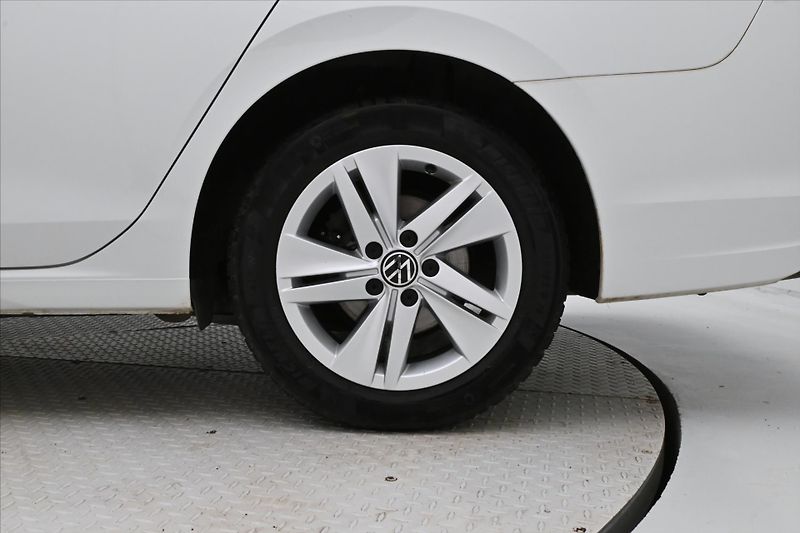 Volkswagen Golf 2,0 TDI 85kW DSG Life Záruka a - fotka 30 z 30