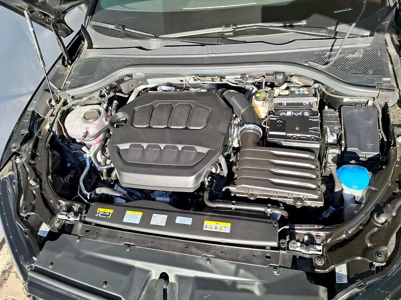Škoda Superb (2026) SPORTLINE 150/2.0 TSI A7A - fotka 17 z 32