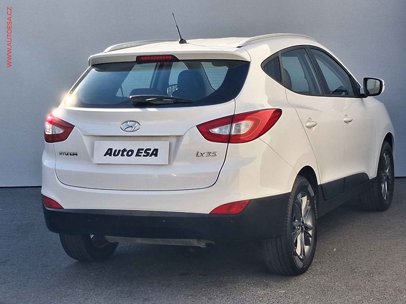 Hyundai ix35 (2014) 1.6 GDi, +ALU - fotka 4 z 17