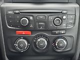 Citroën C4 1,6 BlueHDi  Live Edition - náhled 14