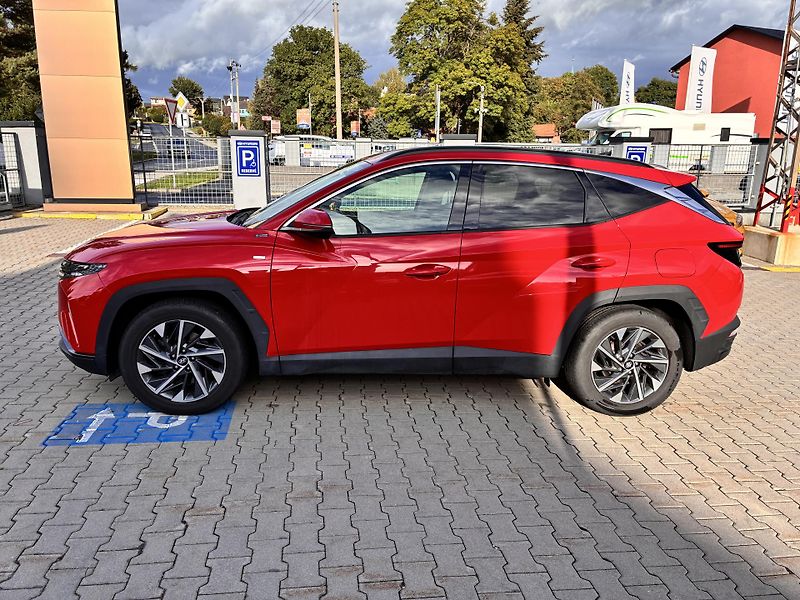 Hyundai Tucson 1.6T-GDi 110kW AUTOMAT STYLE - fotka 4 z 28