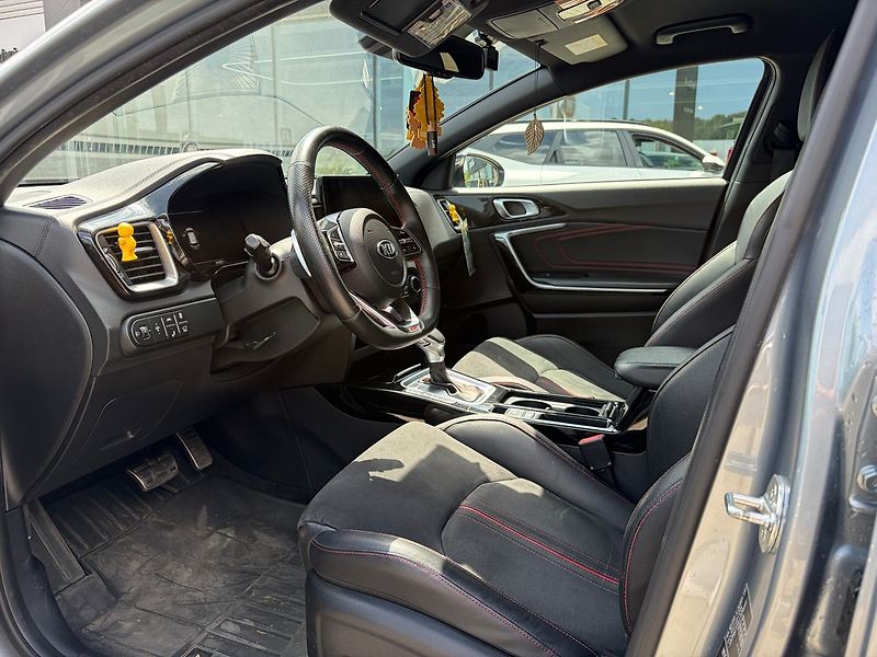 Kia Pro_Ceed 1.6 T-GDI 150kW GT-Line AT - fotka 5 z 10