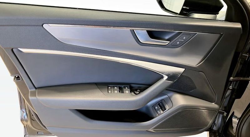 Audi A6 Avant 55 e TFSI Q Tažné Matrix Kam. - fotka 11 z 13