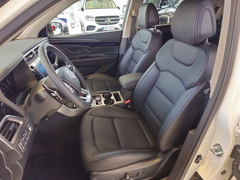 KGM Korando PREMIUM 1.5 GDI-T 72710 - fotka 12 z 14