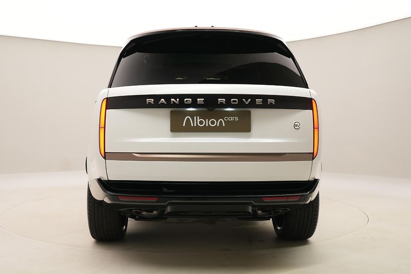 Land Rover Range Rover (2026) SV P615 SWB - fotka 11 z 109