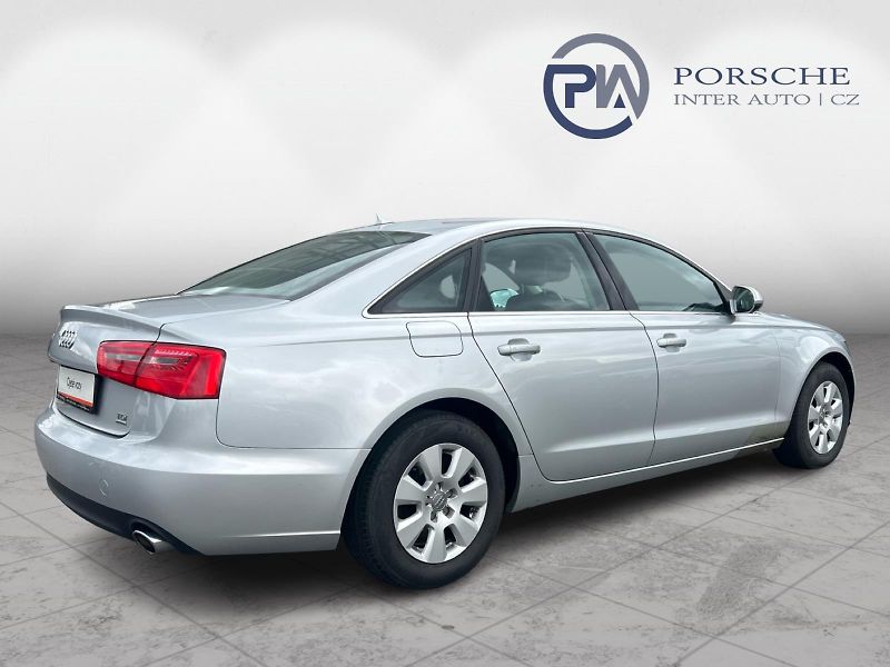 Audi A6 (2011) 3.0TDI 150kW QUATTRO - fotka 2 z 24