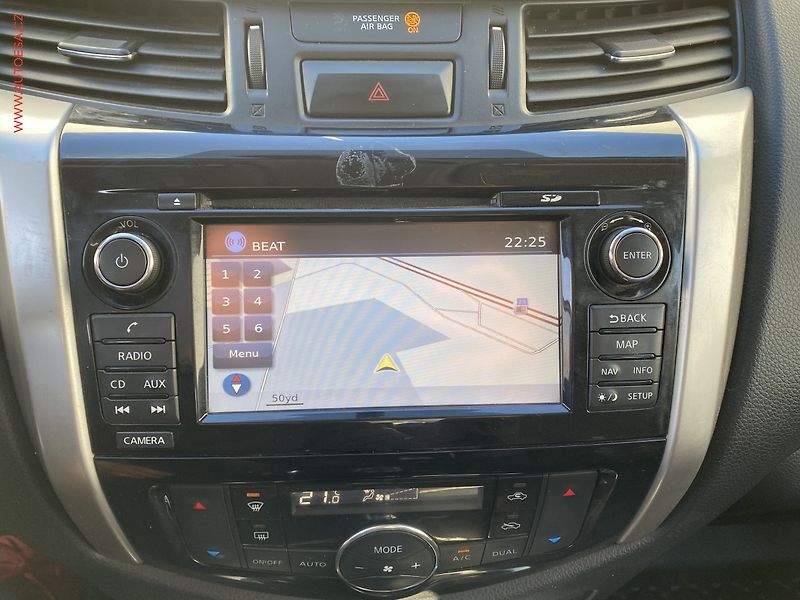 Nissan Navara (2018) 2.3dCi 4X4, TZ, navi, kamera - fotka 18 z 19