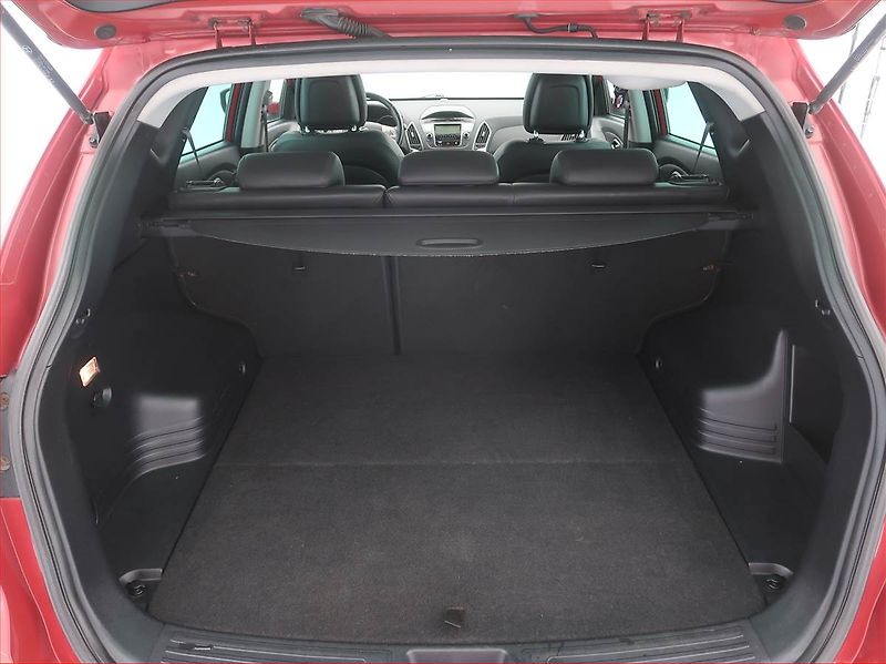 Hyundai ix35 (2010) 2.0 CRDi, 4X4, Automat - fotka 12 z 16