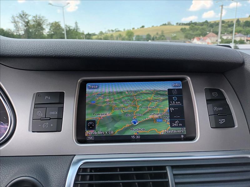 Audi Q7 3,0 TDI,150KW,ČR,S-LINE,TAŽNÉ, - fotka 36 z 41
