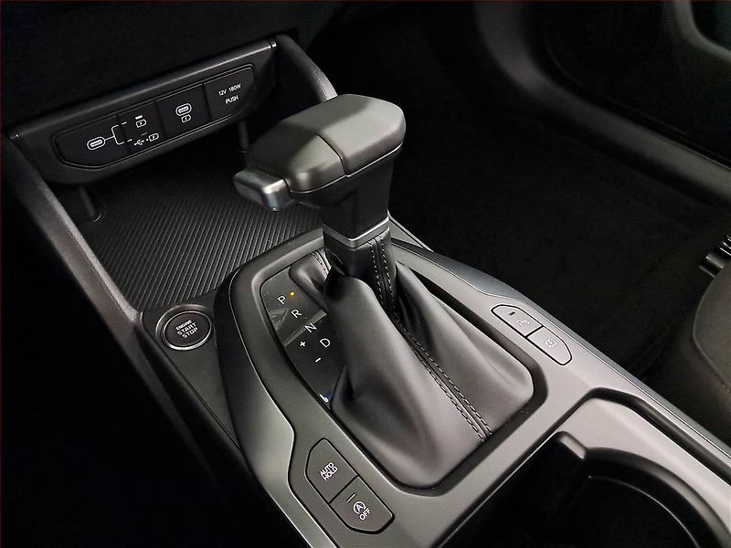 Kia K4 (2026) 1.6 T-GDI, Navigace - fotka 13 z 17