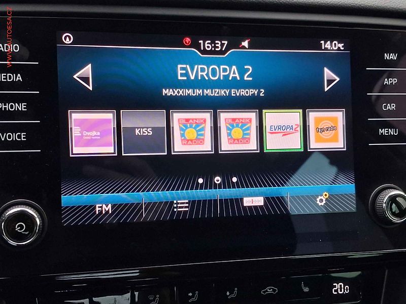 Škoda Octavia (2017) 2.0 TDi, 2.maj, DSG, LED - fotka 16 z 19
