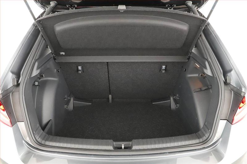 Škoda Fabia (2025) 1.5 TSI, MONTE CARLO, AUTOMAT - fotka 16 z 17