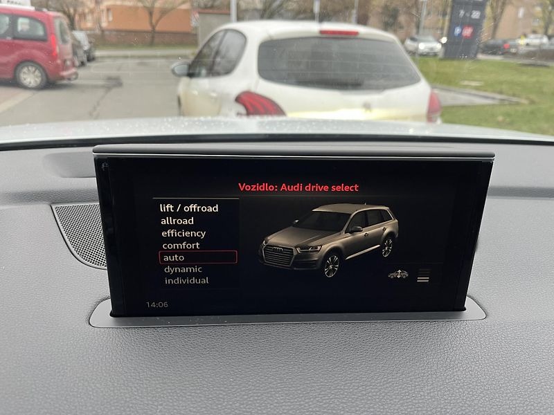 Audi SQ7 4.0 biTDI V8 Quattro PŮVOD ČR - fotka 23 z 34