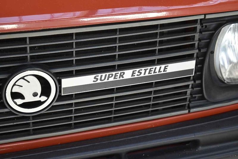 Škoda Super Estelle - verze pro Velkou Británii