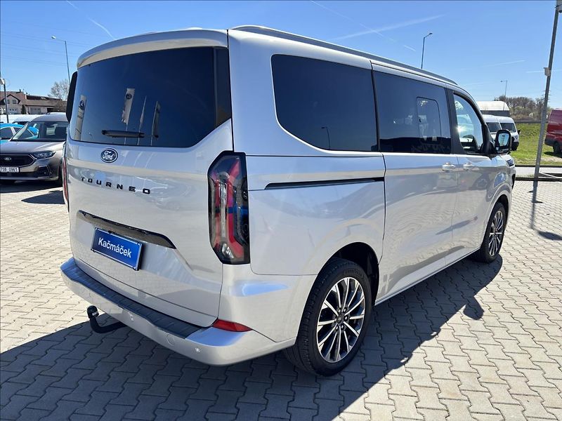 Ford Tourneo Custom 2,0 EcoBlue 125kW TitaniumX L1 - fotka 5 z 44