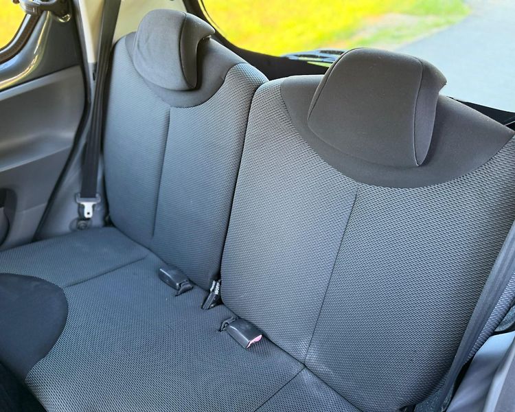 Toyota Aygo (2008) - fotka 11 z 11
