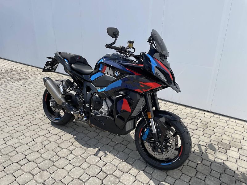 BMW M 1000 XR - fotografie inzerátu