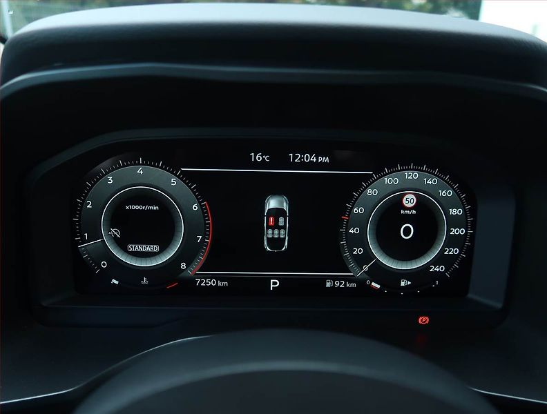 Nissan Qashqai (2025) N-Connecta 1.3 DIG-T MHEV - fotka 11 z 22