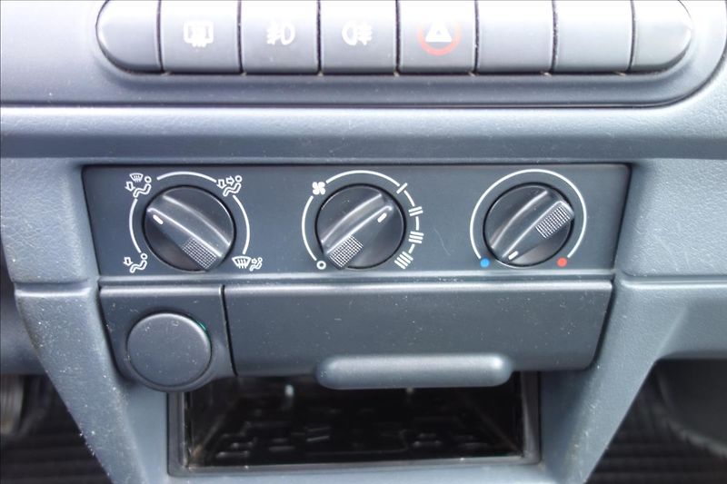 Škoda Felicia 1,3 i, ČR, 1 MAJ., TOP STAV!! - fotka 22 z 33
