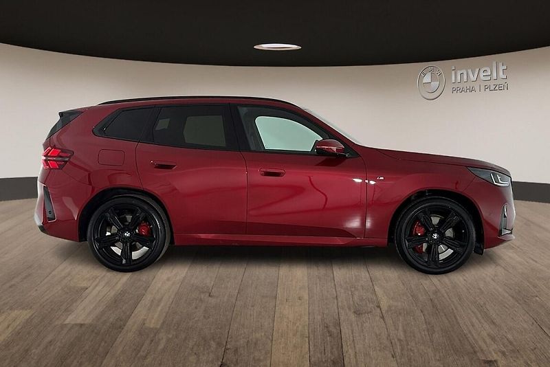 BMW X3 xDrive40d - fotka 2 z 25