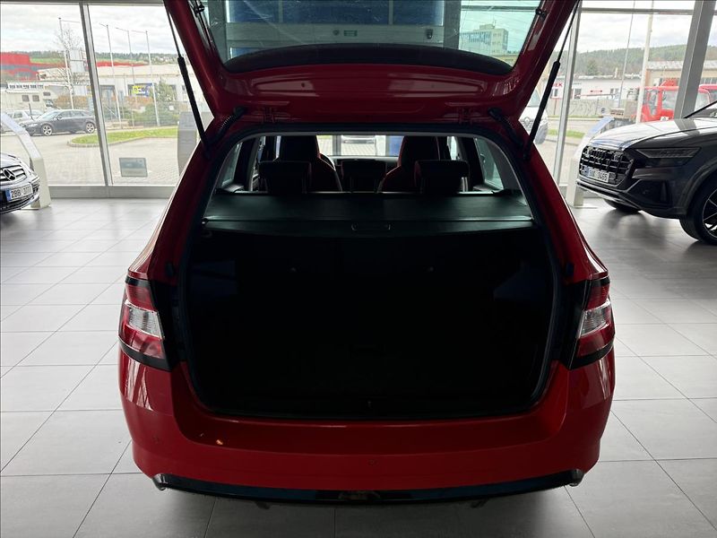 Škoda Fabia 1,2   TSI 81kW,MONTE CARLO,1.M - fotka 22 z 26