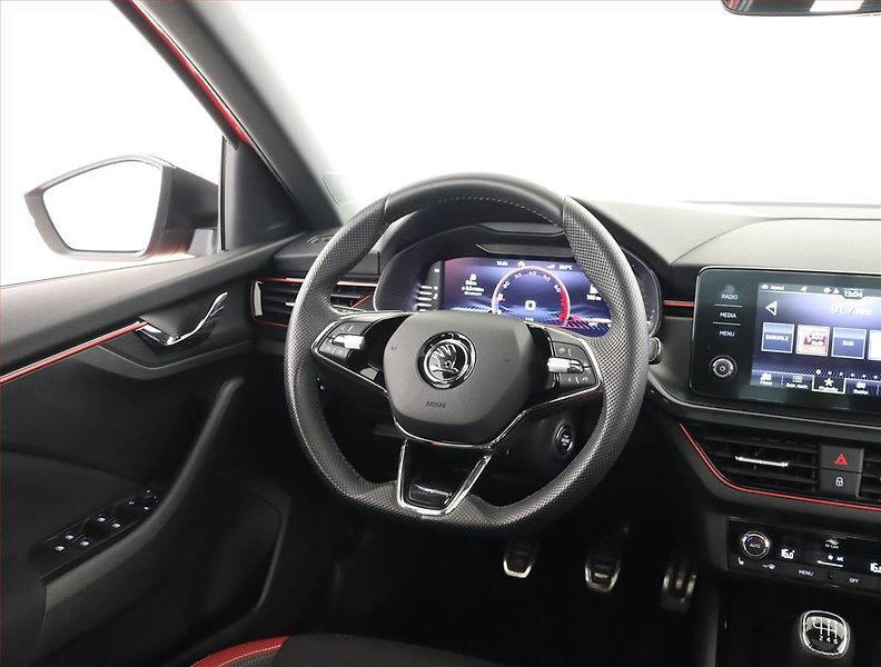 Škoda Scala (2022) 1.5 TSI - fotka 7 z 21