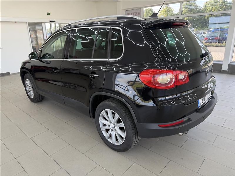 Volkswagen Tiguan 2,0 TDI,DSG 4Motion,Sport,CZ - fotka 3 z 24